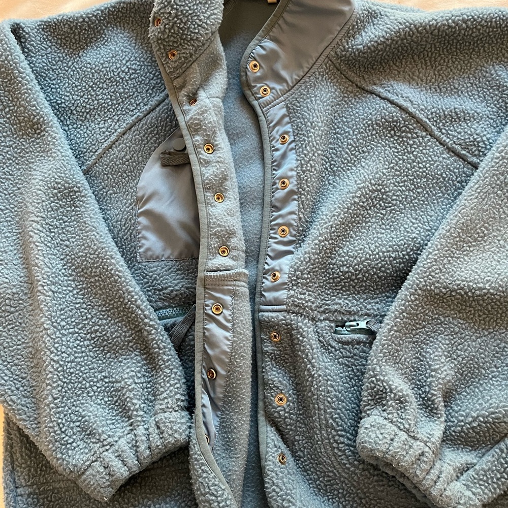 Women’s Fleece Jacket - Picture 3 of 4